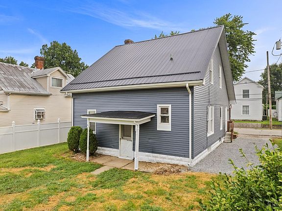 4th image of 302 E North St