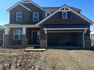 58675 Falabella Dr, South Lyon, MI 48178