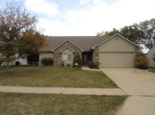 1222 Foxmoor Run, Fort Wayne, IN 46825