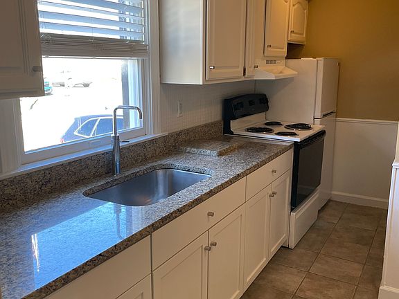 5th image of 26095 E Huron River Dr #B