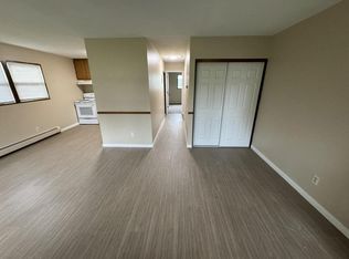 143 2nd St N, Bayport, MN 55003