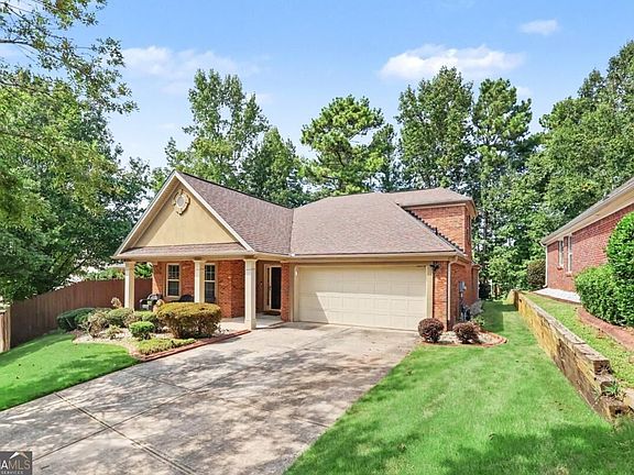 2nd image of 8001 Gossamer Dr