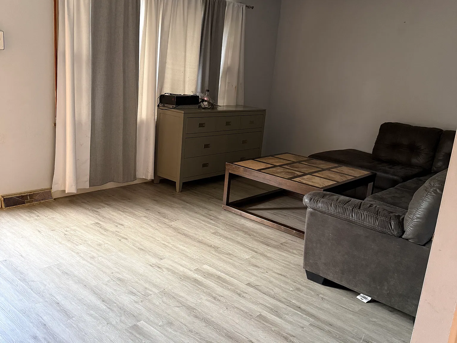 3 bed, 1144 sqft, $1,350 — Photo 2