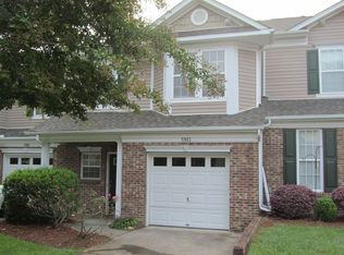 5913 Hollow Wood Ct, Winston Salem, NC 27104