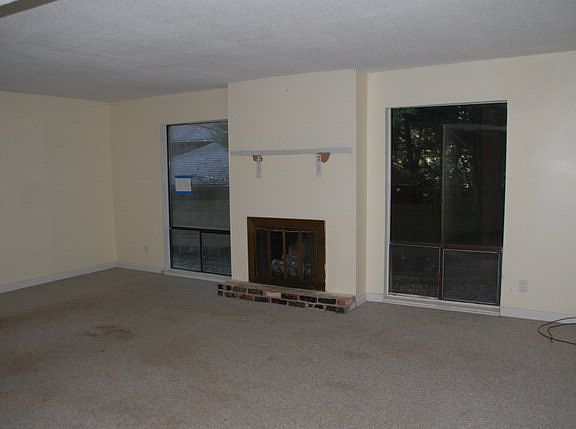 5th image of 107 Oakdale Dr