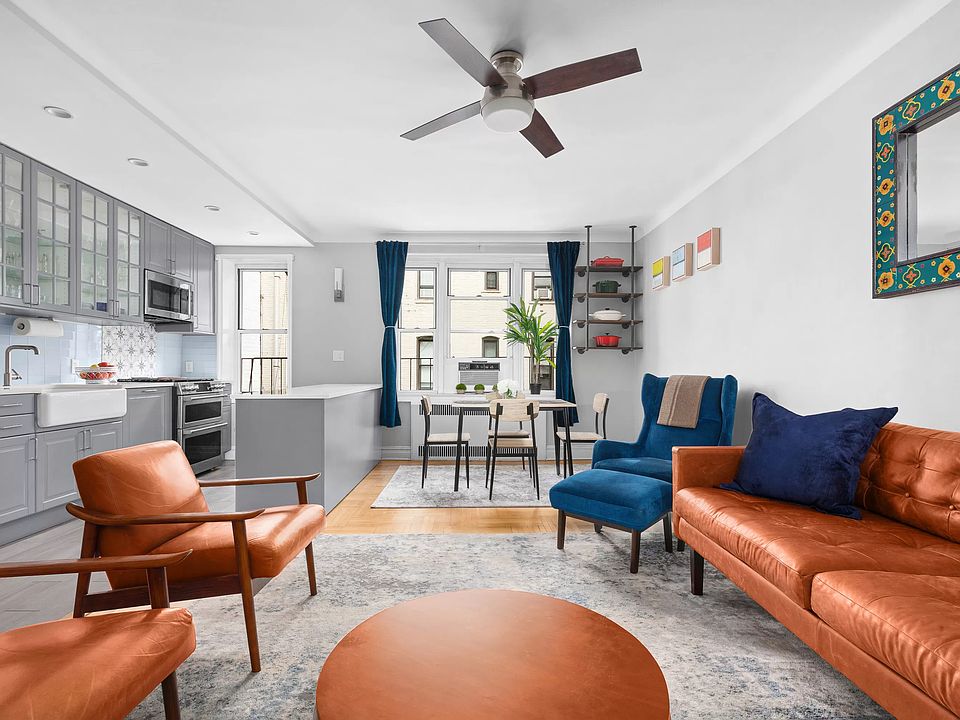 1st image of 60 Plaza St E APT 3M