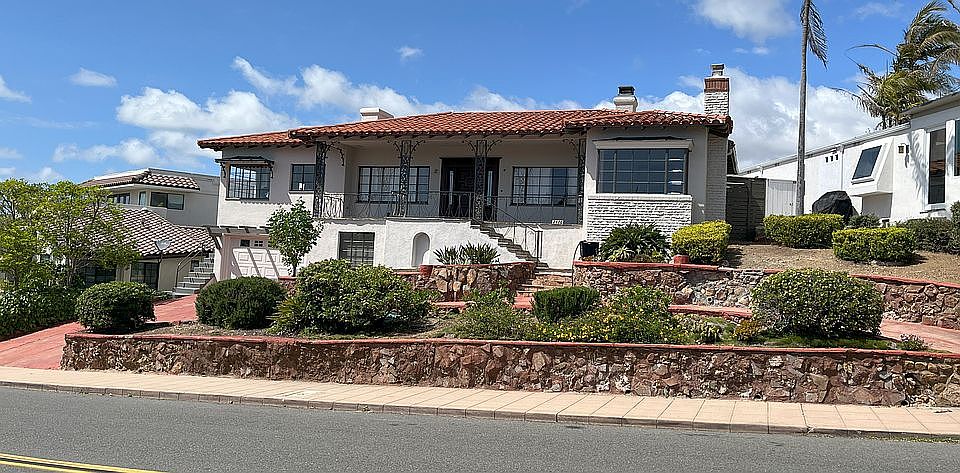 1st image of 2476 Presidio Dr