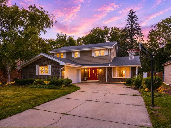 835 Maple Rd, Flossmoor, IL 60422