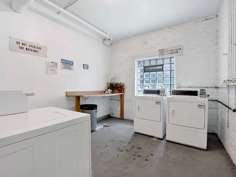 1237 1/2 W Greenleaf Ave #2E — Photo 20