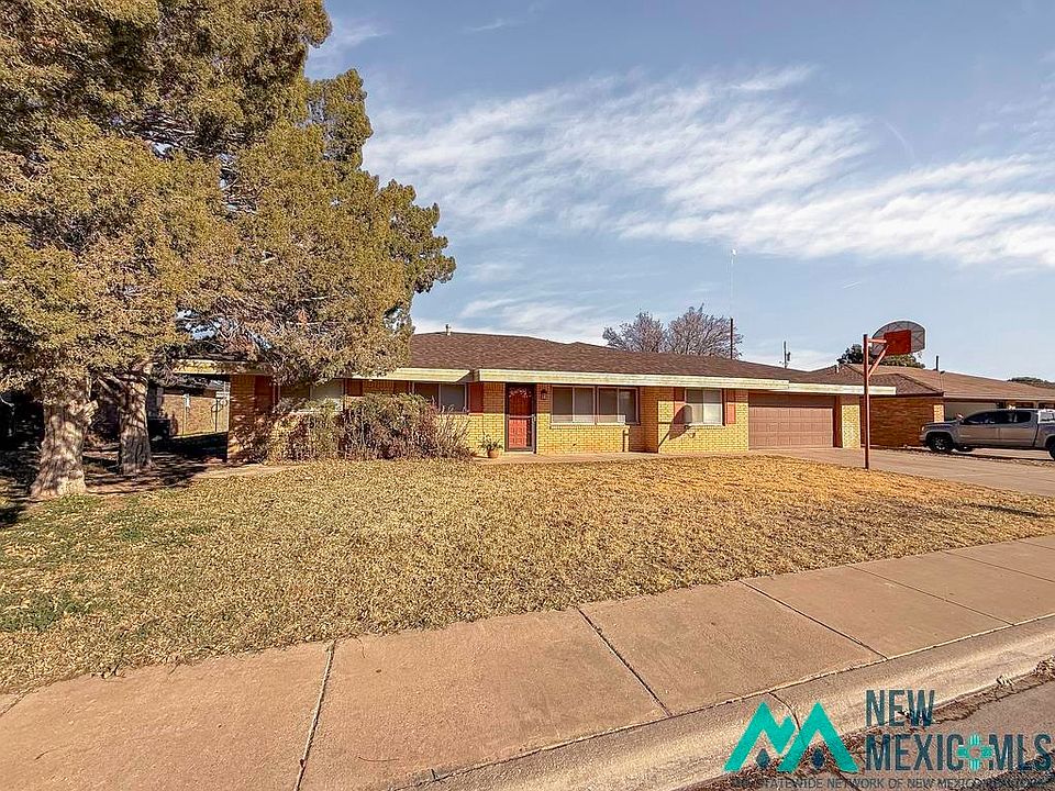 1st image of 914 W Taos St