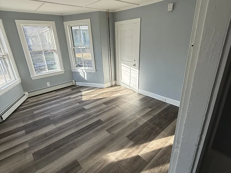 5 Gray St #1 — Photo 1