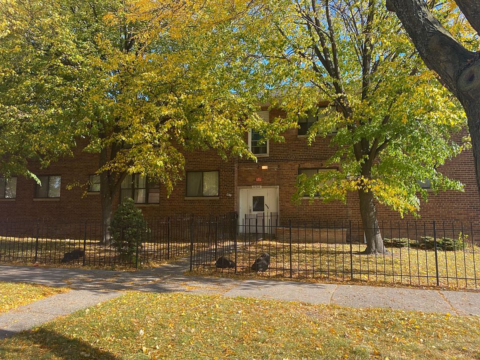 1st image of 13700 Dexter Ave #201