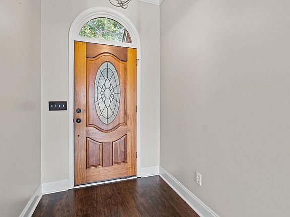 5th image of 119 Hummingbird Ln