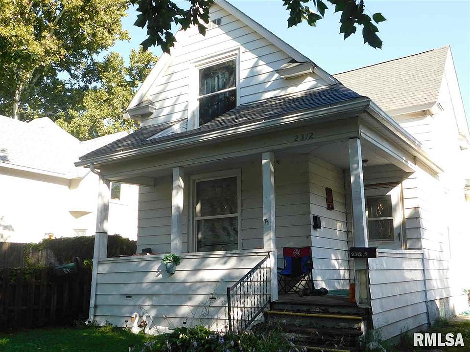 1st image of 2312 W 1st St