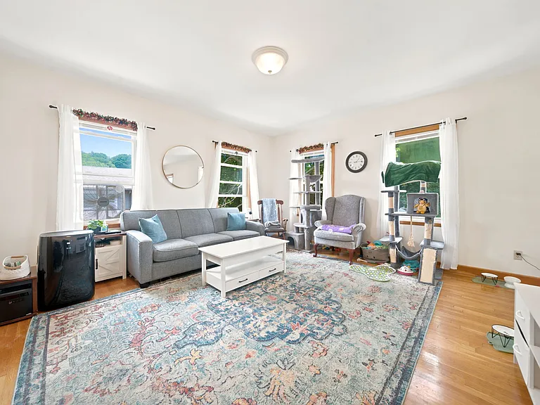 10 Cliff St #3 — Photo 13
