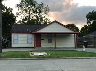 6567 39th St, Groves, TX 77619