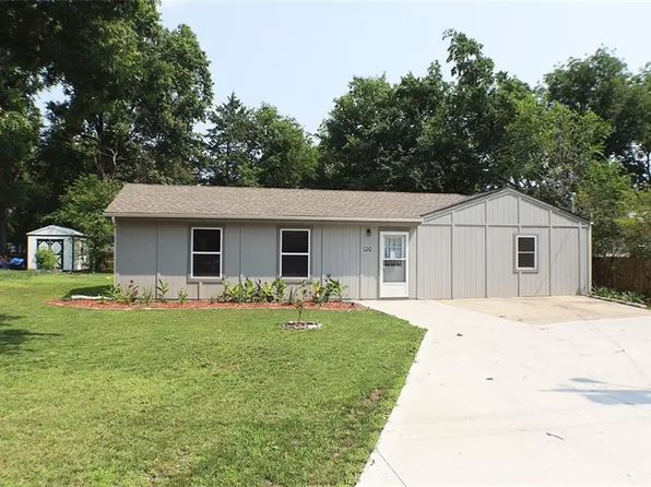 120 E Richmond St, Adrian, MO 64720
