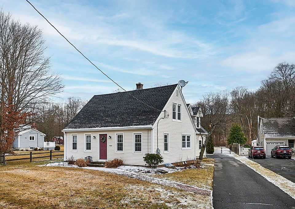 586 Main St, Wilbraham, MA 01095 Zillow