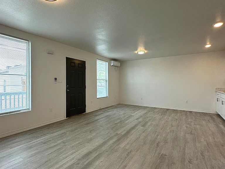 3212 Rosa Ave #C — Photo 4