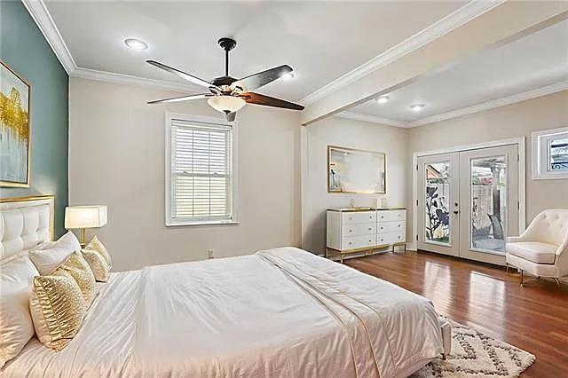 661 E William David Pkwy — Photo 13