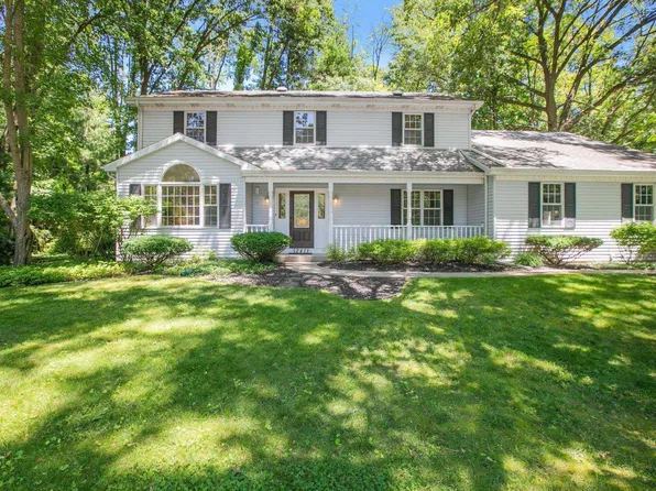 52471 Sunfield Loop, Granger, IN 46530