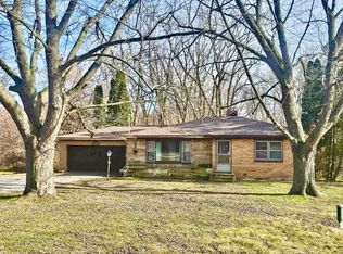 2951 N M 63, Benton Harbor, MI 49022