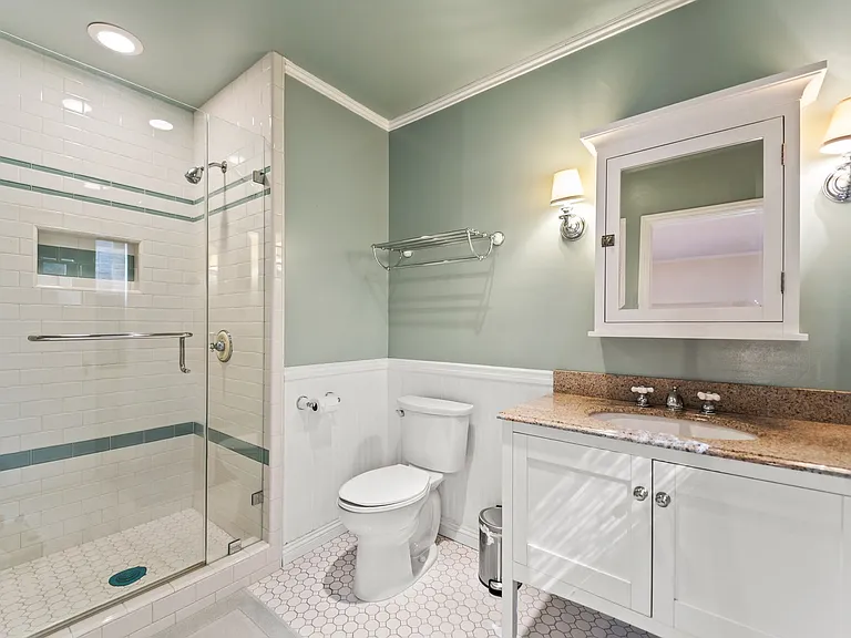 10342 Keswick Ave — Photo 17