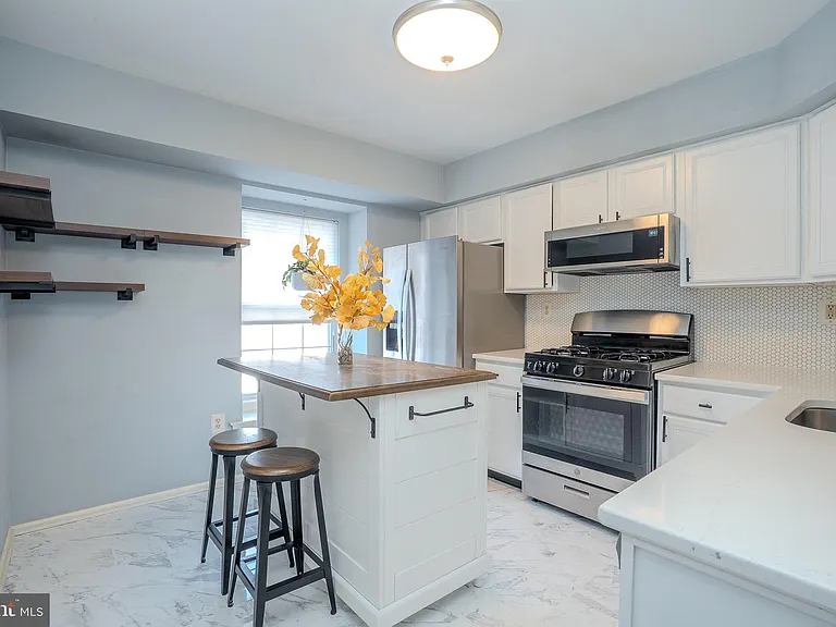 128 S Barrow Pl — Photo 14