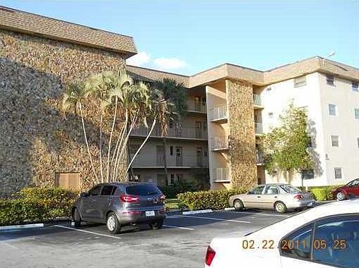 1st image of 8101 SW 24th Ct APT 307