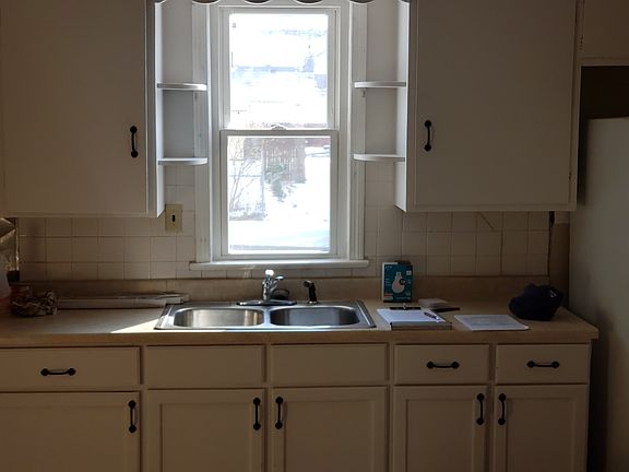 2nd image of 3801 Robert Ave