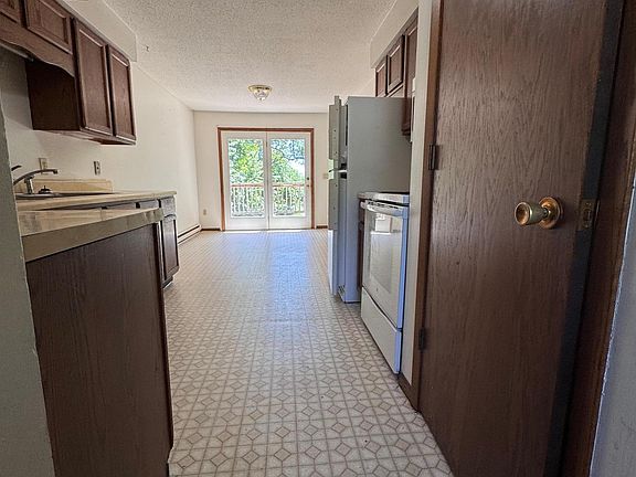 2nd image of 8781 Dorothy Ave