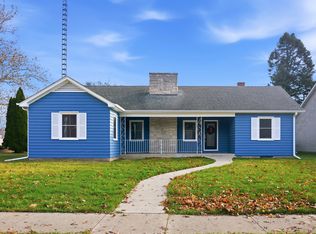 1209 Tilton Park Dr, Rochelle, IL 61068