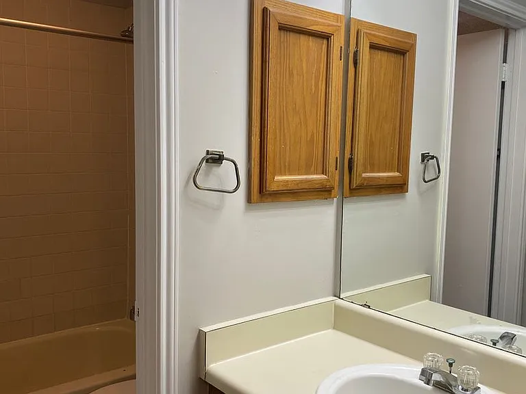 4110 Cape Cod — Photo 7
