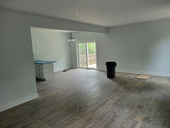 5th image of 515 Fairlawn Dr