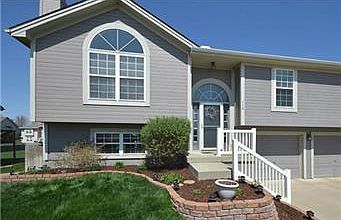 2nd image of 110 Spinnaker Dr
