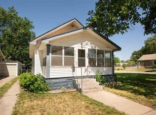 912 W 4th St, Mccook, NE 69001