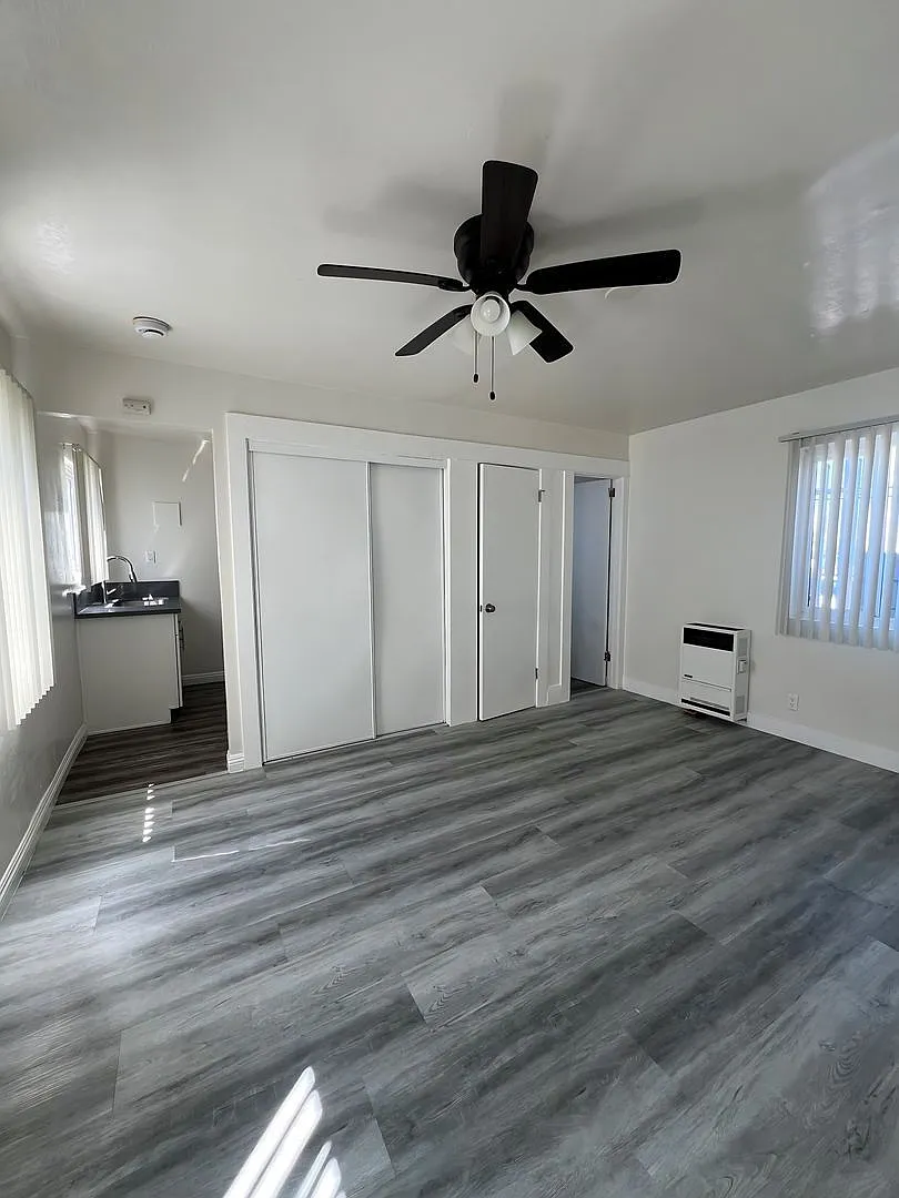 Studio, 1.0 bath, 300 sqft, $1,795 — Photo 4