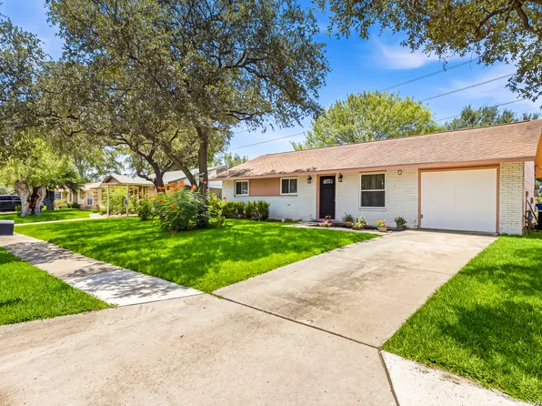 10910 Wayward, San Antonio, TX 78217
