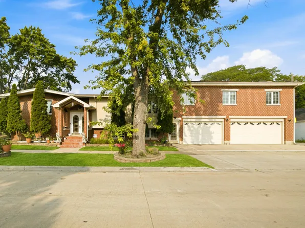 5900 Crain St, Morton Grove, IL 60053