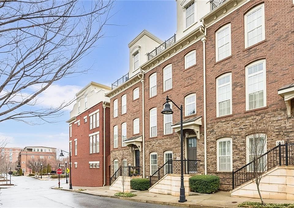 1st image of 307 Green St