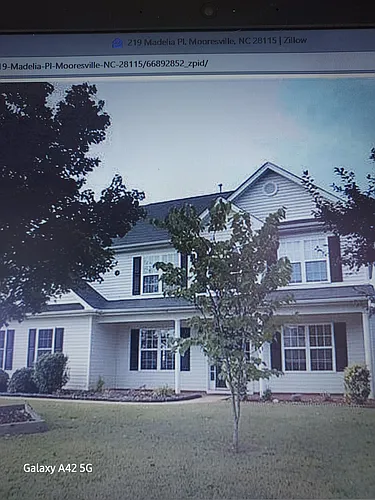 219 Madelia Pl Photo 1