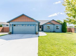 5650 Waikiki Ct, West Richland, WA 99353