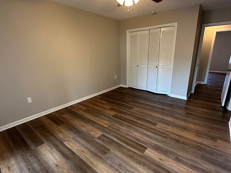 16 Navigator Ln — Photo 8