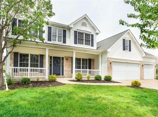 10 Hatcher Run Ct, Saint Peters, MO 63376