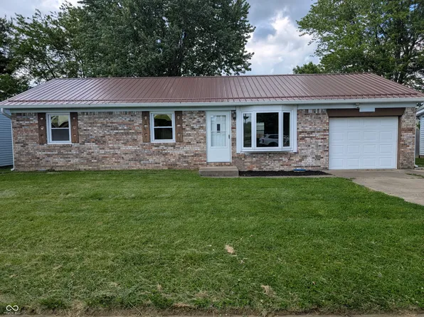1280 Maple Ct, Martinsville, IN 46151