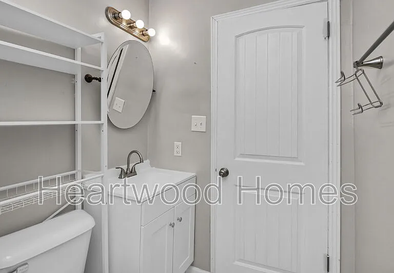 3300 Margrave Rd #B — Photo 20