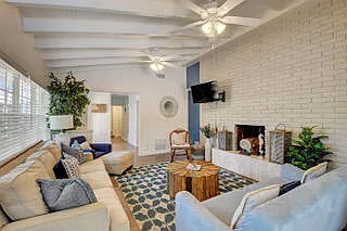 521 NW 14th St — Photo 7