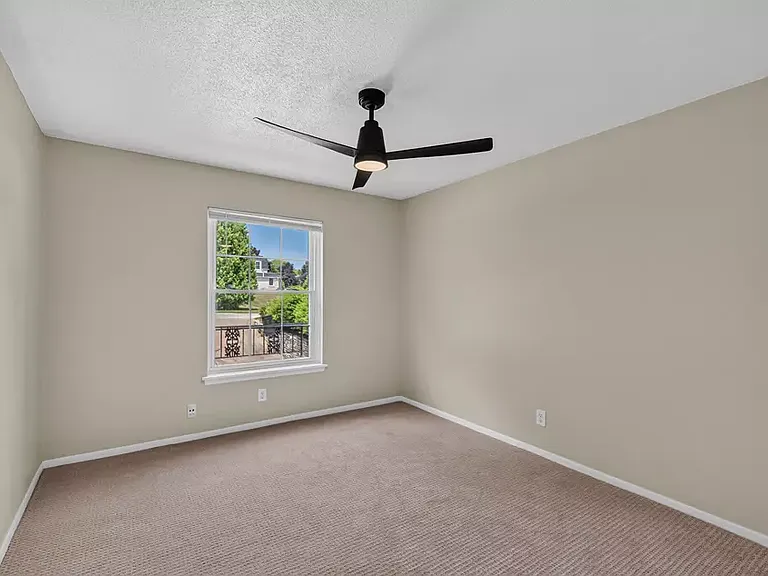2101 Chateau Ct #106 — Photo 13