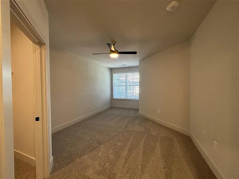District on the Etowah Apartments — Photo 357