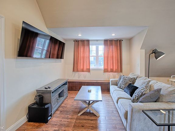 CC Lane Apt-4